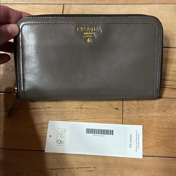 Prada Gray buttery soft Leather long zippy Wallet - Picture 1 of 3